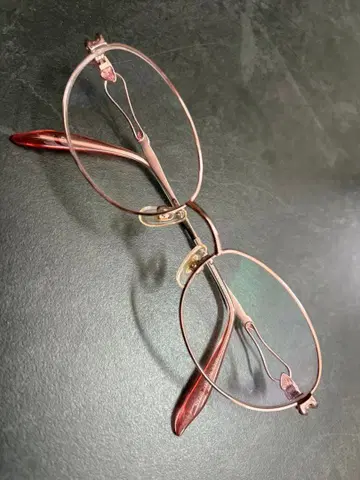 사바에 안경 핑크 메탈 프레임 안경 made in sabae