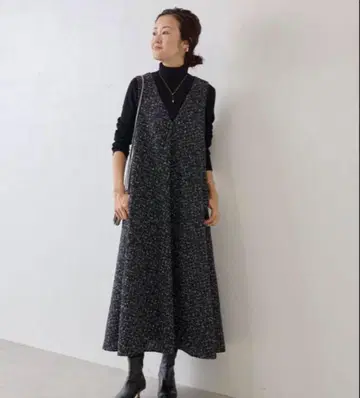 BEARDSLEY 비어즐리 트위드 플레어 원피스 블랙