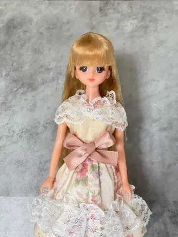 타카라 제니 인형