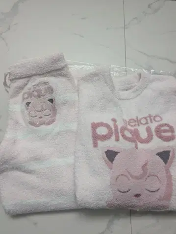 미사용 새상품 젤라또피케 x 포켓몬 룸웨어 상하의 세트 푸딩 패턴