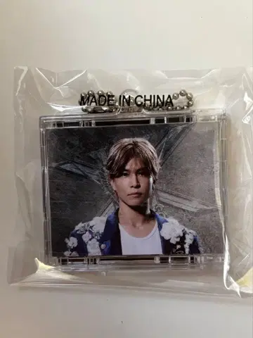 제3대 JSB 이와타 타카노리 미니 CD 키링 스타디움