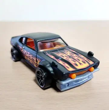 핫휠 커스텀 포드 매버릭 매트 블랙