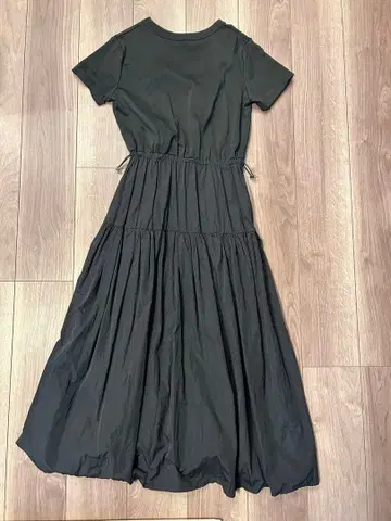 B:MING by BEAMS 블랙 티셔츠 원피스