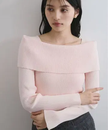 vis 오프숄더풍 리브 니트 풀오버 / 이지케어 핑크