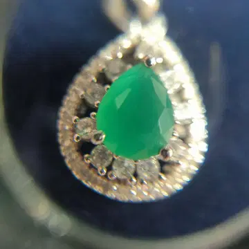 천연 에메랄드 펜던트 목걸이 무료 실버 체인