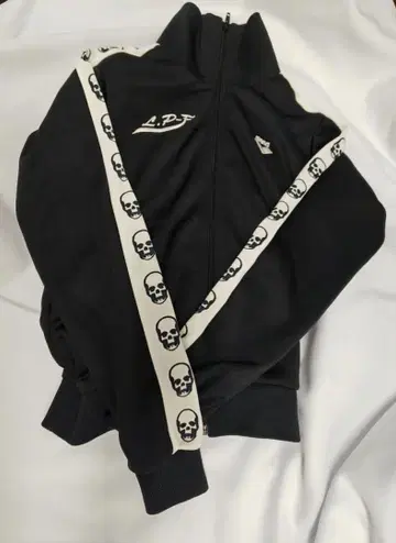 [새상품] lucien pellat-finet arena 콜라보 저지