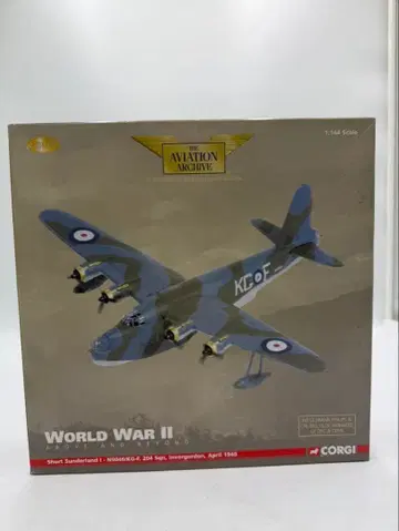 Corgi AA31704 Modell Flugzeug