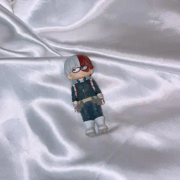 토도로키 쇼토 지로리 피규어