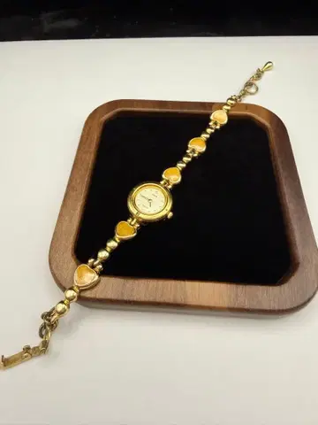 데드스탁품 SEIKO 세이코 알바 블레스형 쿼츠 시계 A1