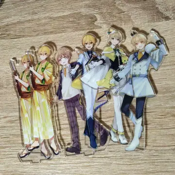 루토 아크릴 스탠드 묶음 판매 (받침대 하나 없음).