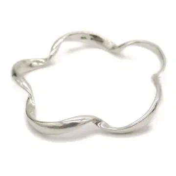 마리콴트 실버 플라워 디자인 뱅글 팔찌 Y04924