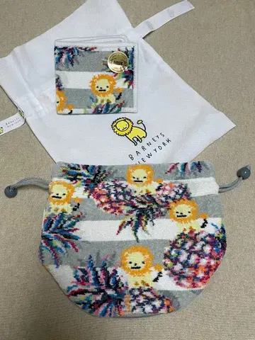 페이 x 바니스뉴욕 콜라보 복조리 파우치 손수건 2종 세트 레어