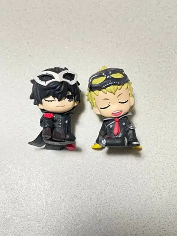 어깨 쿵 Fig. 페르소나 5 더 로얄 가챠 조커 스컬