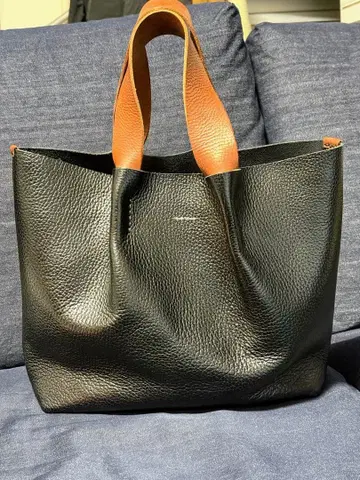 Hender Scheme 피아노 백 미디엄 블랙