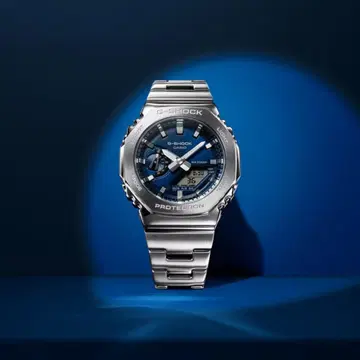 CASIO G-SHOCK GM-2110D-2BJF