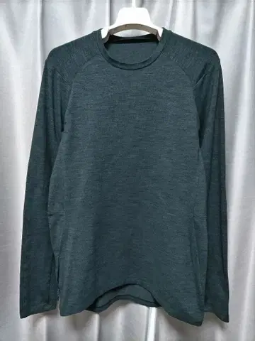 룰루레몬 퍼포먼스 롱 슬리브 롱T 다크 그린