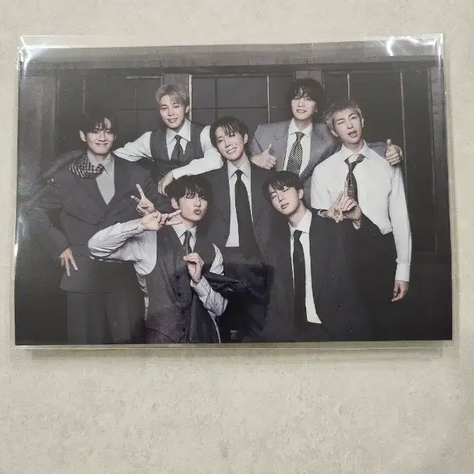 방탄소년단 아리랑 앨범 위버스 특전 단체 인화사진 + 스탠드