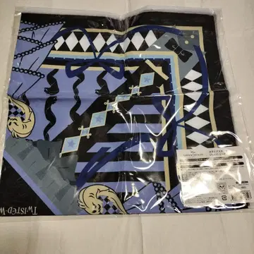 트위스테 제이드 스퀘어 스카프 플레이풀랜드