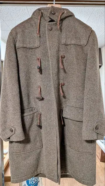 브라운 더플 코트 후드 부착