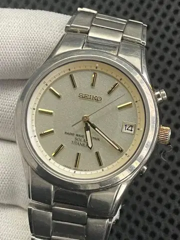 손목시계 SEIKO 세이코 7B22-0AD0 솔라 티타늄 중고품