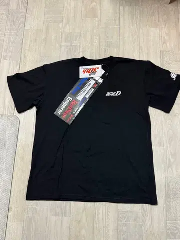 이니셜 D 30주년 블랙 티셔츠 LL 사이즈 스티커 포함