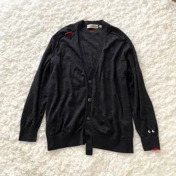 유니클로 UNIQLO 안야 힌드마치 메리노 오버 사이즈 V넥