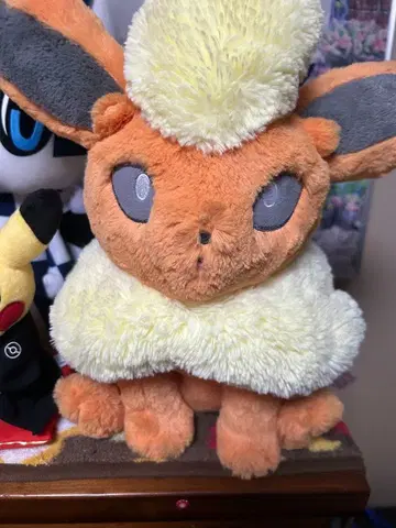 포켓몬 센터 한정판 부스터 복슬복슬 안고 자는 봉제 인형