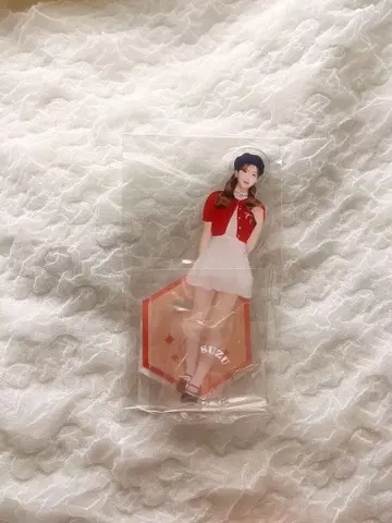 ME:I 미아이 야마모토 스즈 아크릴 스탠드 Sweet Holiday