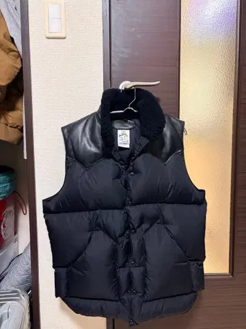 Rocky Mountain 50th Christy Vest 블랙 42