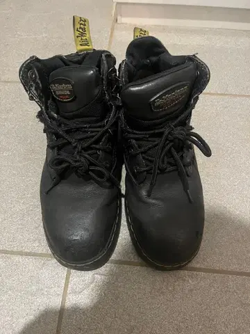 닥터마틴 세이프티 신발