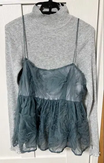 릴리 브라운 시어 뷔스티에 + 니트 세트