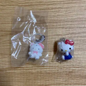 푹신푹신 스노우 몽치치 키티 메지루시 참 2개 세트