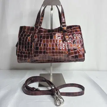 [새상품급] COCCO FIORE 2WAY 핸드백 주얼 악어 엠보