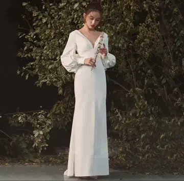 가격 인하 중! V넥 볼륨 슬리브 드레스 웨딩 드레스