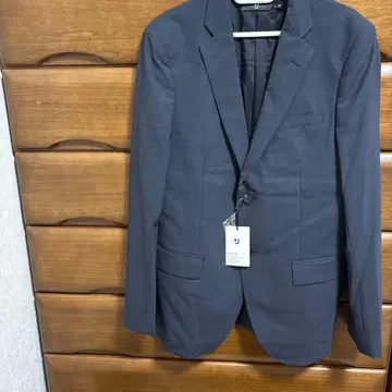 유니클로 +J 울 자켓 슬림핏