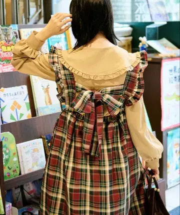 [쿠티르와 레트로] 2WAY 리본 티어시드 오버롤 스커트