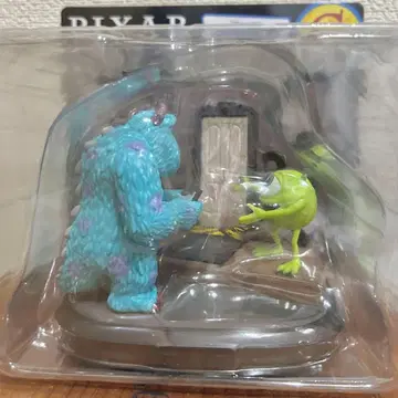 PIXAR 몬스터즈 잉크 장면 피규어