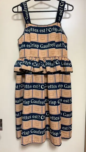 에밀리 템플큐트 비스킷 패턴 오버롤 스커트 택 포함 새상품