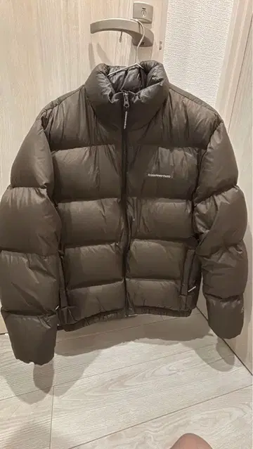 thisisneverthat 다운 자켓 네바자 다운