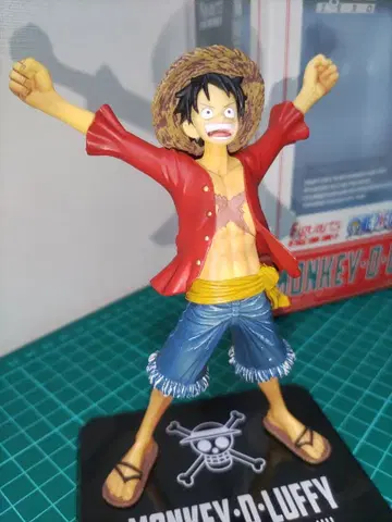 s.h. 피규아트 몽키 D 루피 피규어