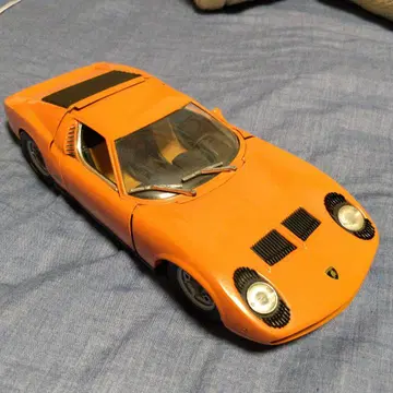 람보르기니 미우라 오렌지 1/18