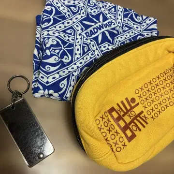 RADWIMPS 반다나 파우치 키링 세트