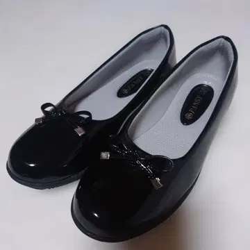 [pansy] 펌프스 블랙 에나멜 EEE 24cm 새상품급