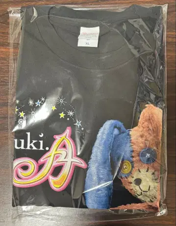 tuki. SAINT Mxxxxxx 콜라보레이션 티셔츠