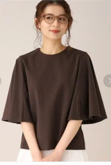 인디비 티셔츠 상의 언타이틀 리플렉트 로트레아몽 23구 이에나