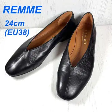 REMME 레메 V컷 플랫 펌프스 블랙 양가죽 24