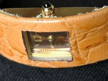 여성용 가죽 시계 골드 다이얼