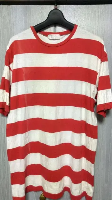 GOODENOUGH 빨흰 스트라이프 티셔츠 L