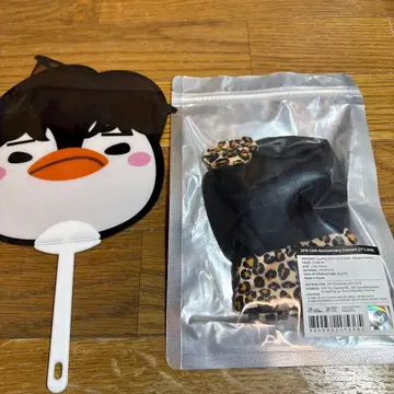 준호 Junho 2PM 펭귄 응원봉 커버 응원봉 커버 부채