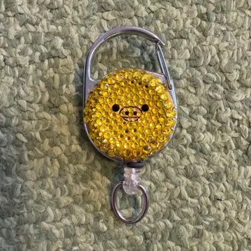 키이로이토리 반짝반짝 큐빅 릴 키링 리락쿠마